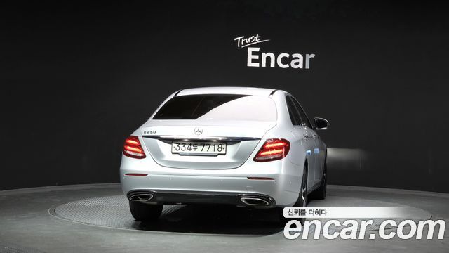 Mercedes-Benz E-Class W213 E250 Avantgarde - фото 3