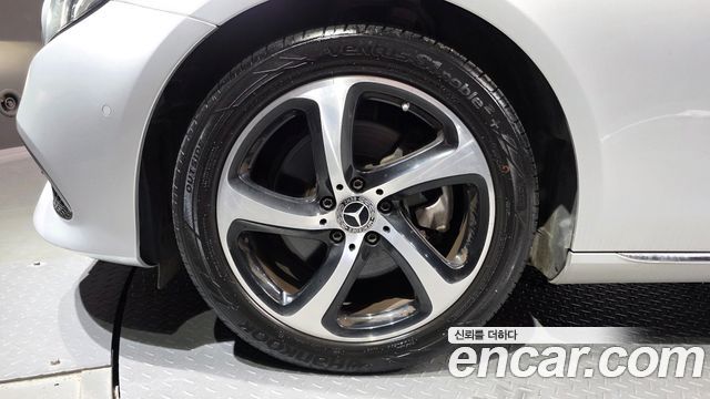 Mercedes-Benz E-Class W213 E250 Avantgarde - фото 4