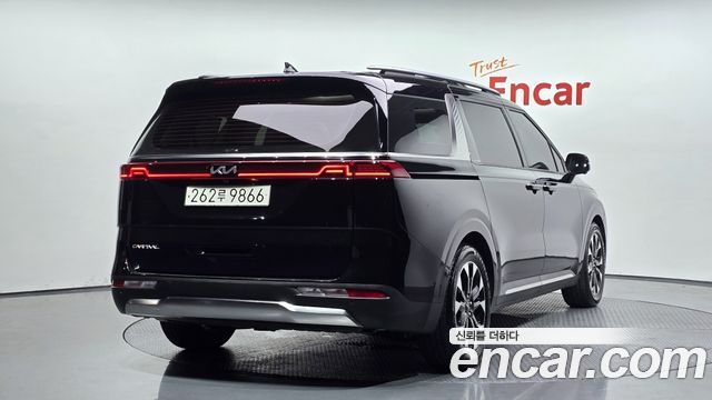 Kia Carnival 4-го поколения 7-Seater Signature - фото 1