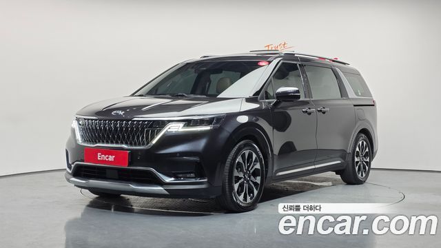 Kia Carnival 4-го поколения 7-Seater Signature - фото 0