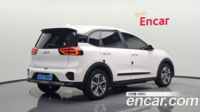 Kia Niro Earth - фото 0