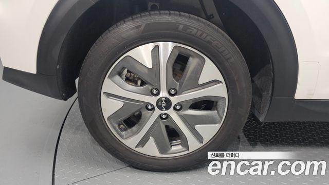 Kia Niro Earth - фото 3