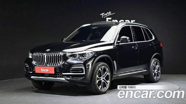 BMW X5 G05 xDrive 40i xLine - фото 0