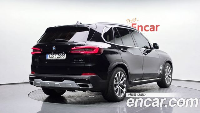 BMW X5 G05 xDrive 30d xLine - фото 1