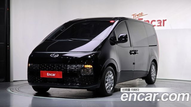 Hyundai Staria Tourer 11-Seater Modern - фото 0
