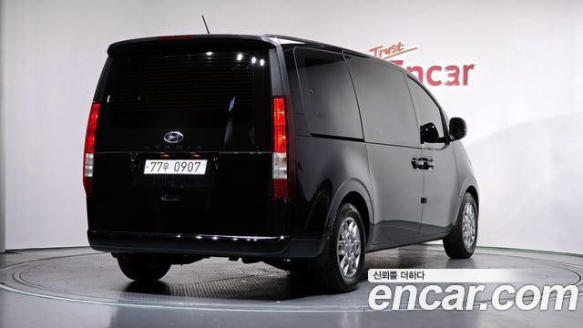 Hyundai Staria Tourer 11-Seater Modern - фото 1