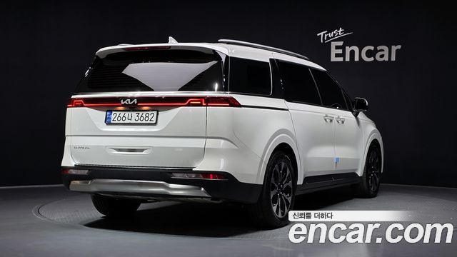 Kia Carnival 4-го поколения Gasoline 7-Seater Outdoor Noblesse - фото 1