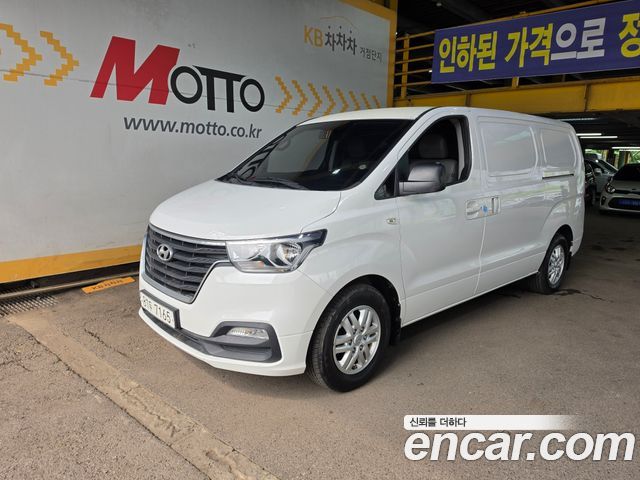 Hyundai Starex Новый Van 3-Seater Smart - фото 0