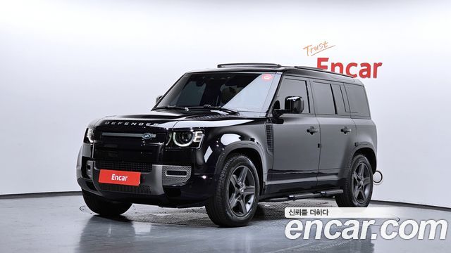 Land Rover Defender L663 110 P300 X-Dynamic SE - фото 0
