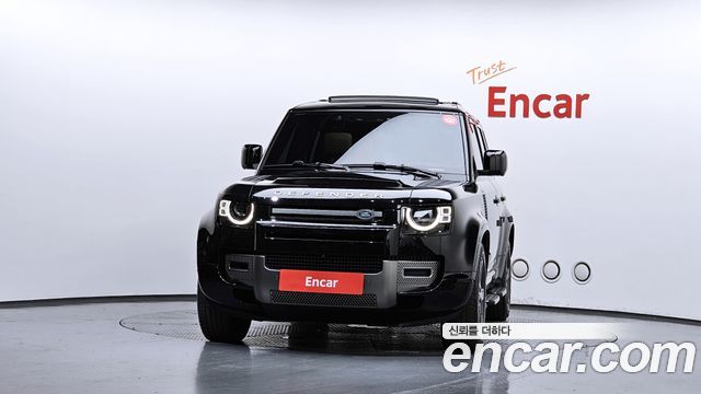 Land Rover Defender L663 110 P300 X-Dynamic SE - фото 2