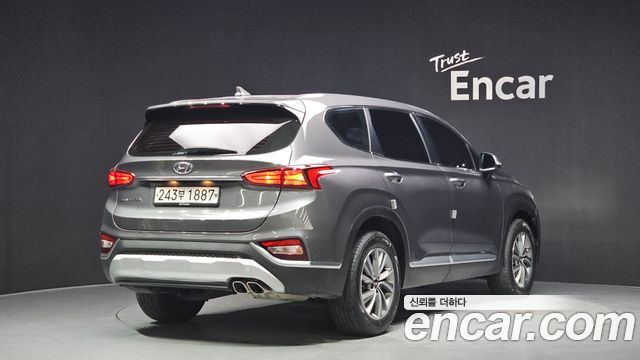 Hyundai Santafe TM Diesel 2.0 2WD Premium - фото 1