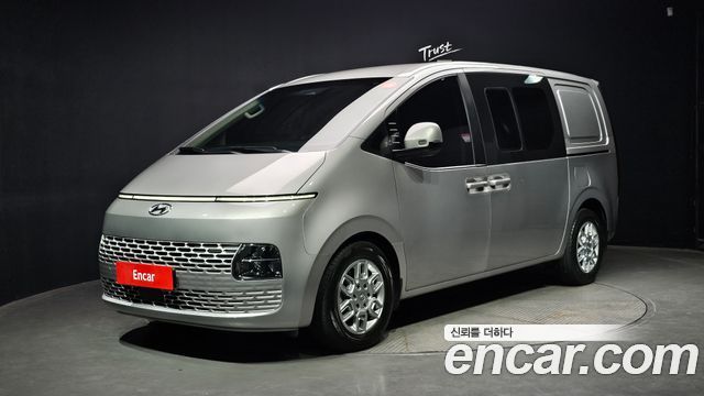 Hyundai Staria Cargo 5-Seater Modern - фото 0