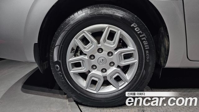 Hyundai Staria Cargo 5-Seater Modern - фото 4