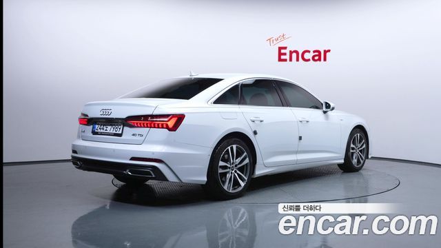 Audi A6 C8 40 TDI Premium - фото 1