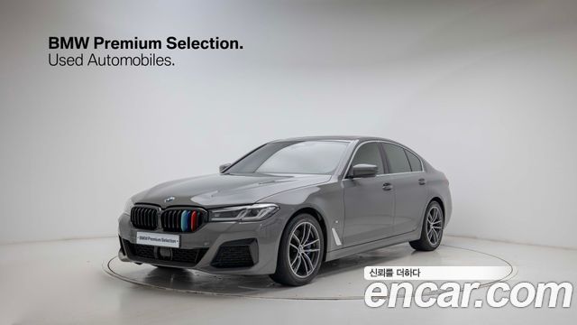 BMW 5-Series G30 523d xDrive M Sport - фото 0