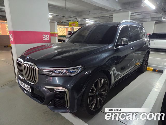 BMW X7 G07 M50i 6STR - фото 1