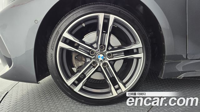BMW 1-Series F40 118d M Sport - фото 4