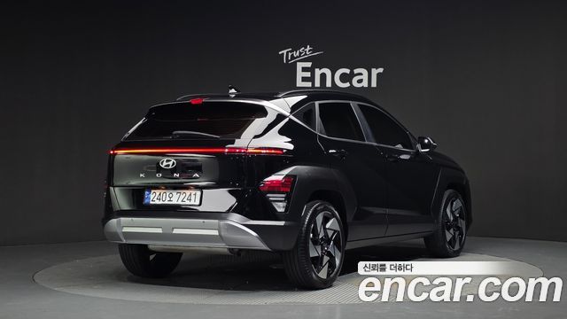 Hyundai Kona SX2 Gasoline 2.0 2WD Inspiration - фото 1