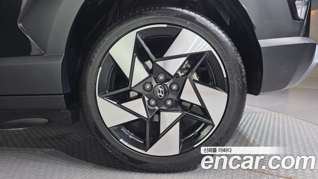 Hyundai Kona SX2 Gasoline 2.0 2WD Inspiration - фото 4
