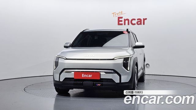 Kia EV3 Standard 2WD Earth - фото 2
