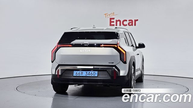 Kia EV3 Standard 2WD Earth - фото 3