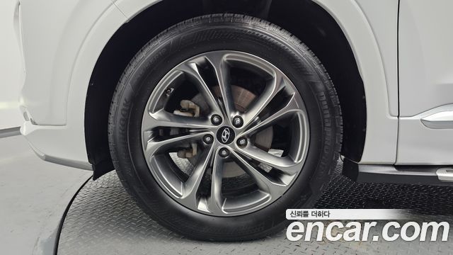 Hyundai Santafe TM Diesel 2.2 4WD Inspiration - фото 4