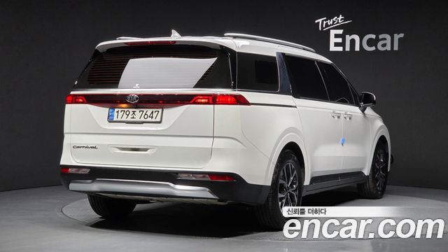 Kia Carnival 4-го поколения Gasoline 9-Seater Signature - фото 1
