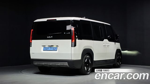 Kia PV5 Passenger 5 Seater Plus - фото 1