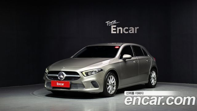 Mercedes-Benz A-Class W177 A220 Hatchback - фото 0