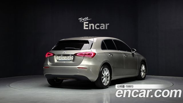 Mercedes-Benz A-Class W177 A220 Hatchback - фото 1