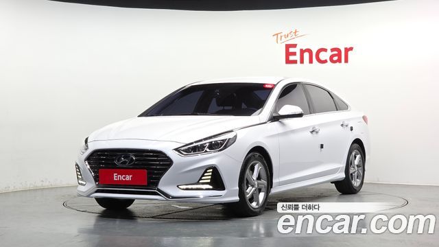 Hyundai Sonata 2.0 Smart Spicial - фото 0
