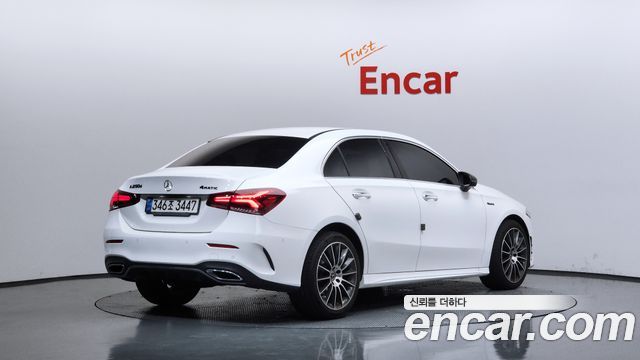 Mercedes-Benz A-Class W177 A200d Sedan - фото 1