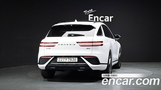 Genesis GV70 2.2 Diesel AWD - фото 2