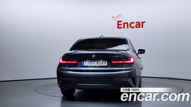 BMW 3-Series G20 320i M Sport - фото 3
