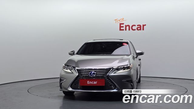 Lexus ES Supreme XV60 - фото 2