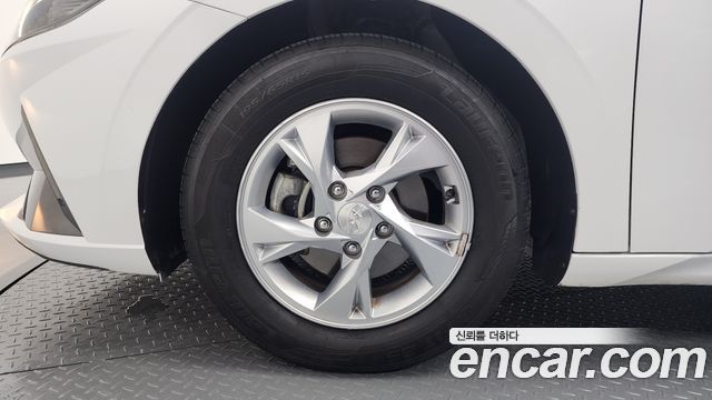 Hyundai Avante CN7 1.6 Smart - фото 4