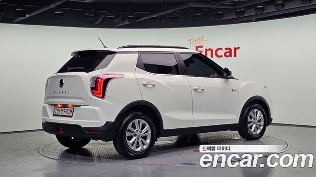 SsangYong Tivoli Gasoline 1.5 2WD V3 - фото 1