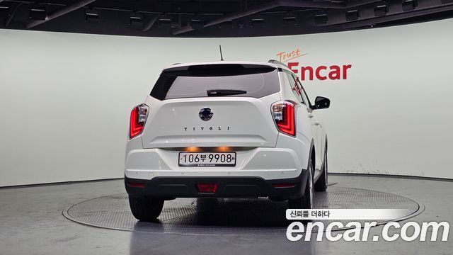 SsangYong Tivoli Gasoline 1.5 2WD V3 - фото 3