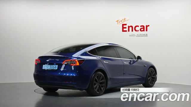 Tesla Model 3 Long Range AWD - фото 1