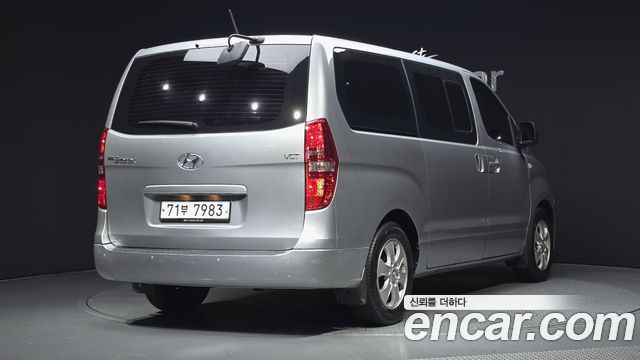 Hyundai Starex Новый Wagon 12-Seater Smart - фото 1