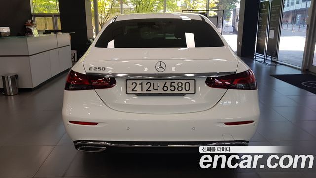 Mercedes-Benz E-Class W213 E250 Exclusive - фото 3