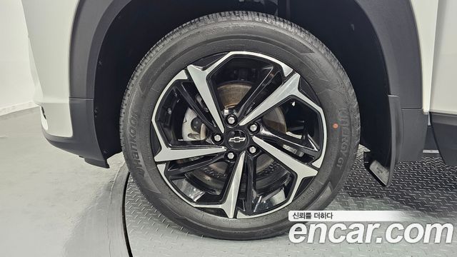 Chevrolet (GM Daewoo) Trailblazer 1.3 Turbo 4WD RS - фото 4