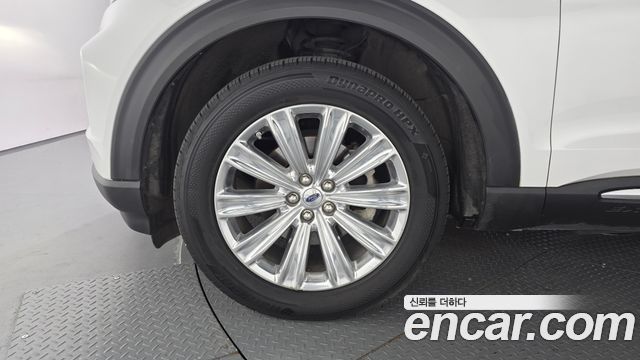 Ford Explorer 6-го поколения 2.3 LimIted 4WD - фото 4