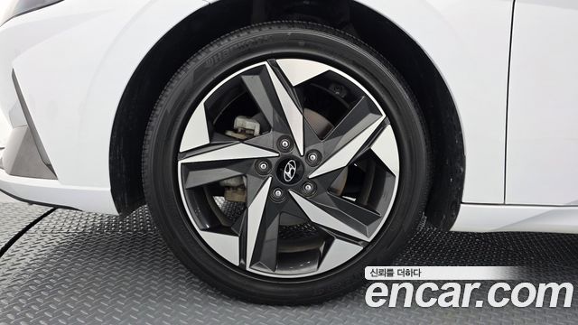 Hyundai Avante CN7 1.6 Inspiration - фото 3