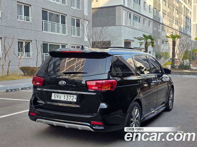 Kia Carnival Новый 9-Seater Noblesse Special - фото 3