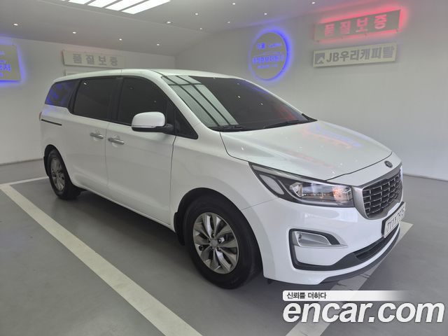 Kia Carnival Новый 11-Seater Deluxe - фото 2