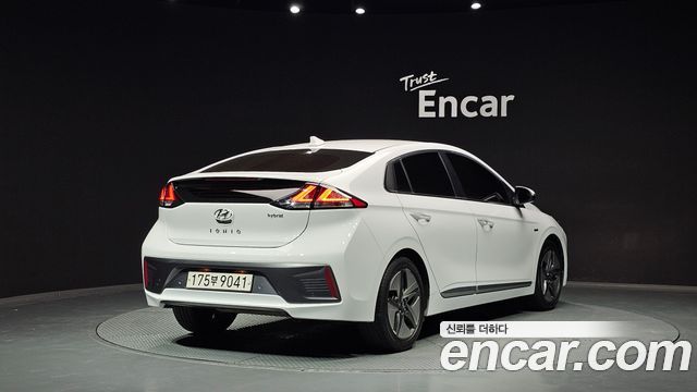 Hyundai Ioniq Новый, гибрид 1.6 HEV Q - фото 1