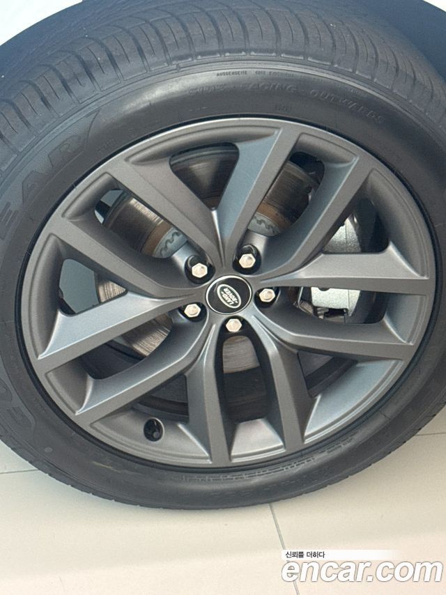 Land Rover Range Rover Velar 2.0 P250 Dynamic SE - фото 4