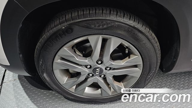 Kia Seltos Gasoline 1.6 Turbo 2WD Prestige - фото 4