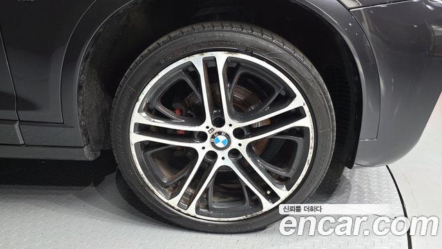 BMW X4 F26 xDrive20d M Sport - фото 4